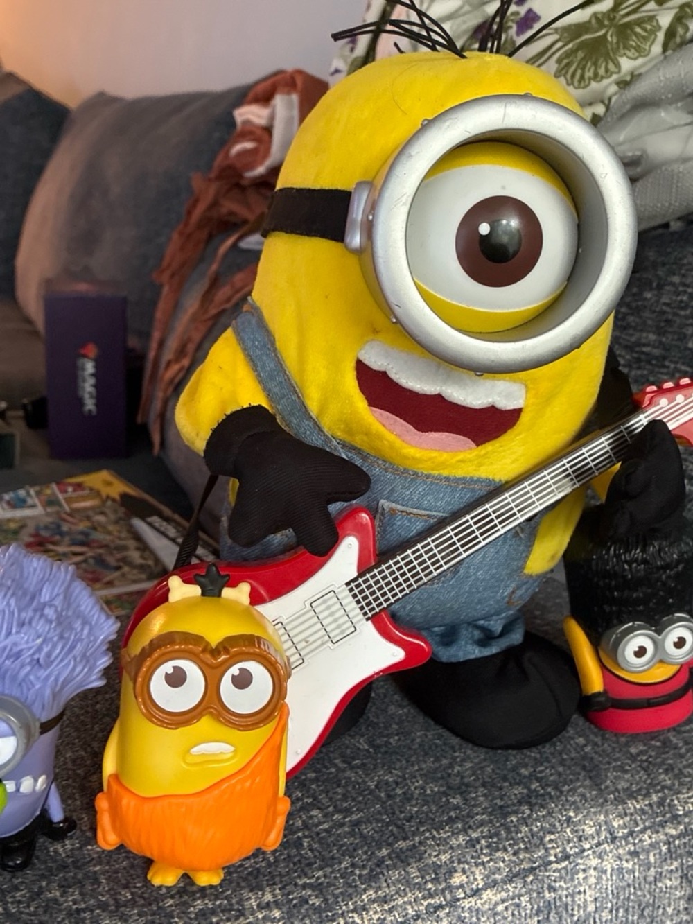 Rock 'N' Roll Stuart interactive minion plush and 3 McDonald’s figures